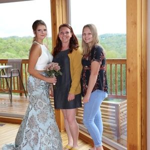 Meet your Posher, Cherie